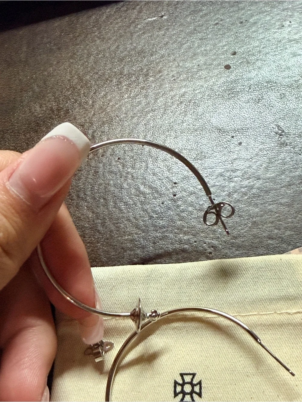 Vivienne Westwood Saturn 🪐 big loop (4cm  ) sliver earrings